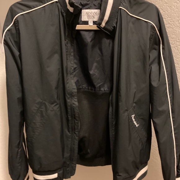 Windbreaker Jacket - Picture 3 of 3